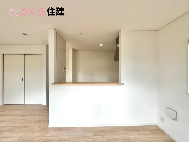 クレイドルガーデン　　宇都宮市雀の宮第１０　１号棟のキッチン|家族の会話が弾み、お料理の間も子どもに目配りが出来る対面式カウンターキッチン♪
