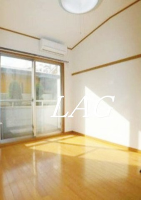 【居間・リビング】 | エステート新松戸２４ | 洋室のお部屋です。