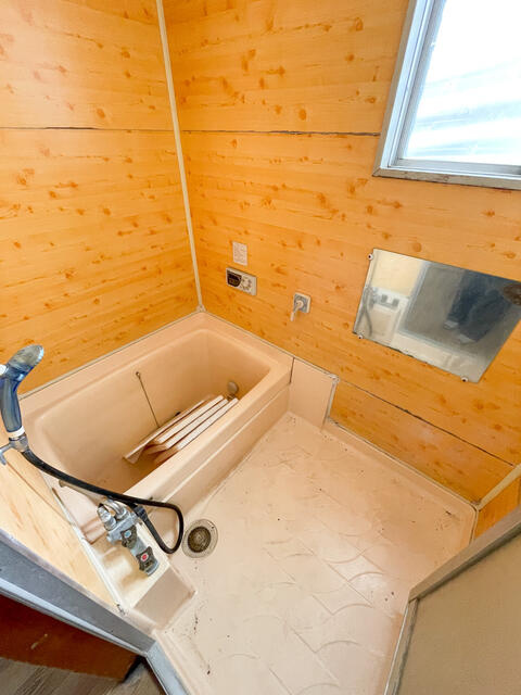 下野市磯部　4ＬＤＫ　中古住宅の浴室