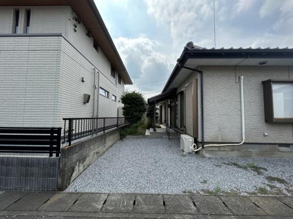 下野市文教２丁目　3ＳＤＫ　中古住宅のその他|【現況販売】駐車場の写真です。