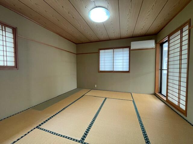 下野市祇園４丁目　4ＬＤＫ　中古住宅の和室|２階の和室も８帖あります！