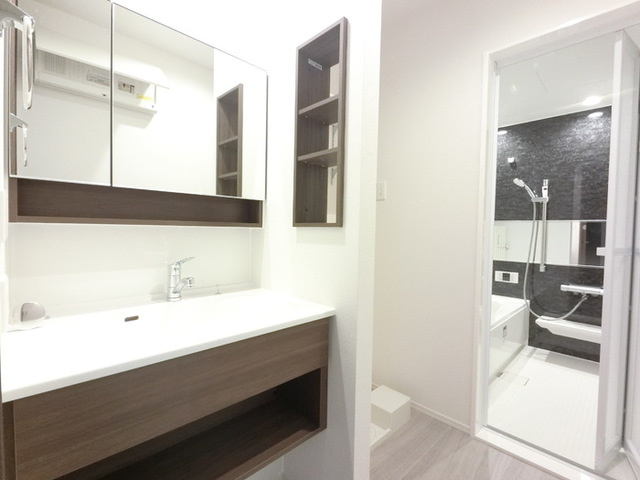 マヌールの洗面所|洗面室