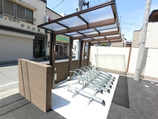 マヌールのその他|駐輪場