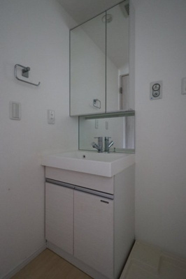 【独立洗面台】 | リテラス目黒三丁目