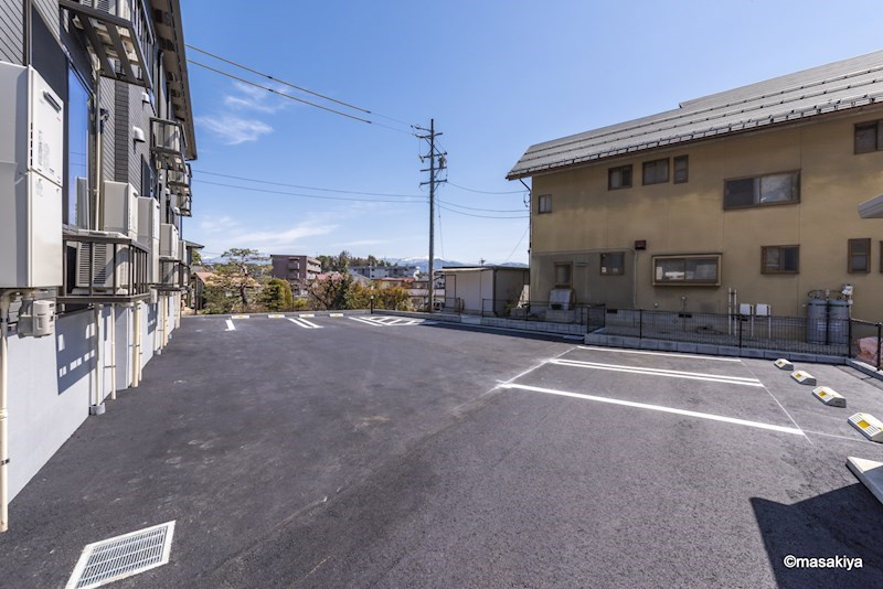 プリンシパール 滝の駐車場|駐車場