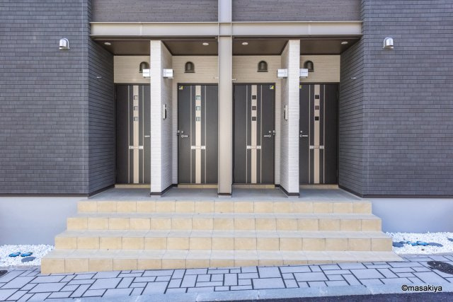 プリンシパール 滝のエントランス