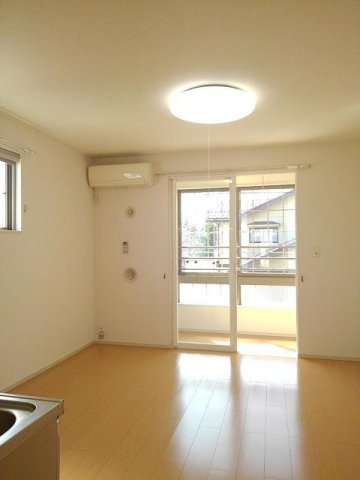 ジュネスフランの居間・リビング|ゆったり過ごせるリビングです