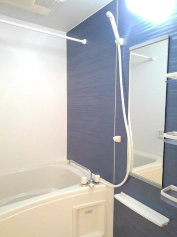 ジュネスフランの浴室|コンパクトで使いやすいお風呂です