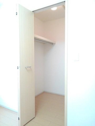 ジュネスフランの収納|便利な収納スペースです