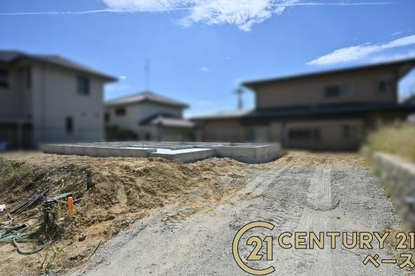 北葛城郡河合町広瀬台１丁目 ／新築一戸建の駐車場|■現地撮影写真■駐車スペース３台分完備！