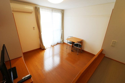 【居間・リビング】 | レオパレスＮｏｒｔｈＲｉｖｅｒ | 家具家電付により急な転勤や新生活を今すぐスタートできます！