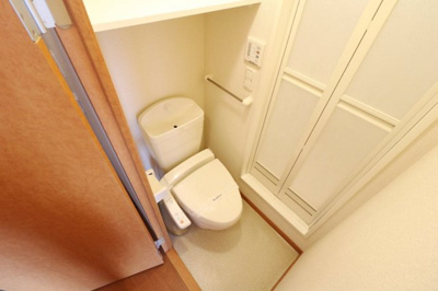 【その他】 | レオパレスＮｏｒｔｈＲｉｖｅｒ | 快適な温水洗浄便座付きトイレになります。