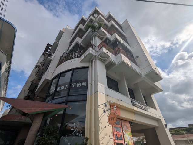 〇ファイン宜野湾