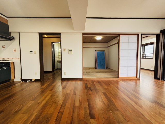 〇ファイン宜野湾の居間・リビング