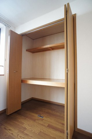 レフィナード朝日台Ａの収納