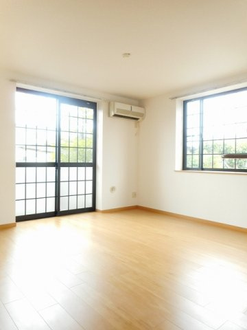 サンパティークＢの居間・リビング