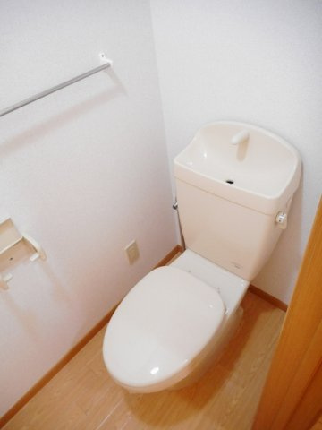 サンパティークＢのトイレ