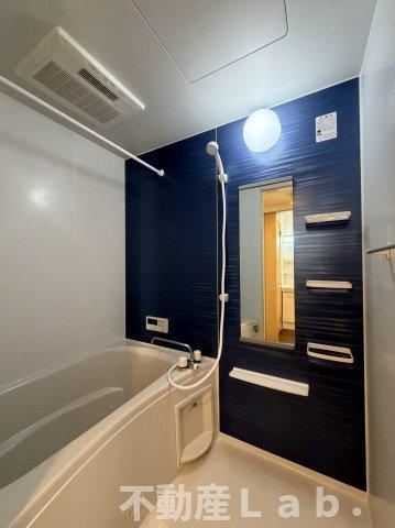 グレイスフル松山の浴室