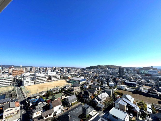アルファステイツ老松小南の展望|バルコニーからの眺望です。14階のため、眺望も良好です。