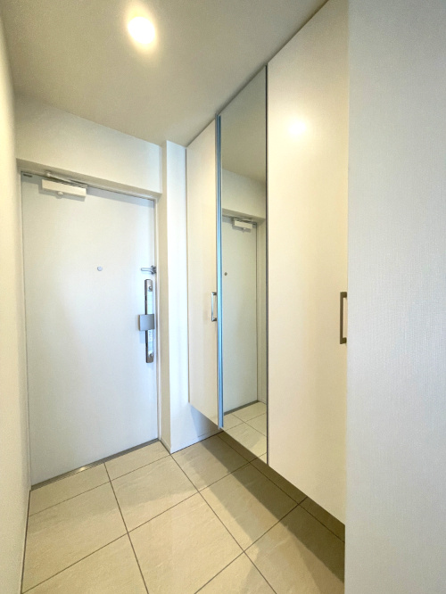 アルファステイツ老松小南のその他|玄関の様子です。