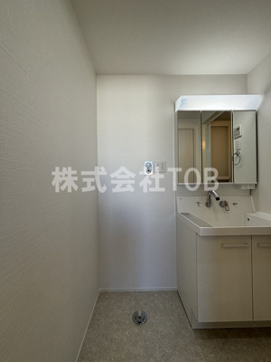 【その他】 | コンフォート世田谷 | 洗濯機置場