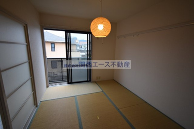  | コートジュネス