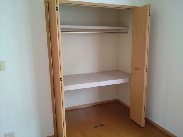 ジョイタカハシⅩⅡの収納|こまごまとしたものを収納できそうですね