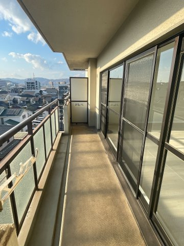 ヴェルシャトー沖野上のバルコニー