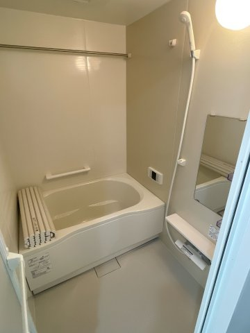 ヴェルシャトー沖野上の浴室