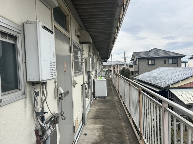 稲垣ハイツNO.3の玄関