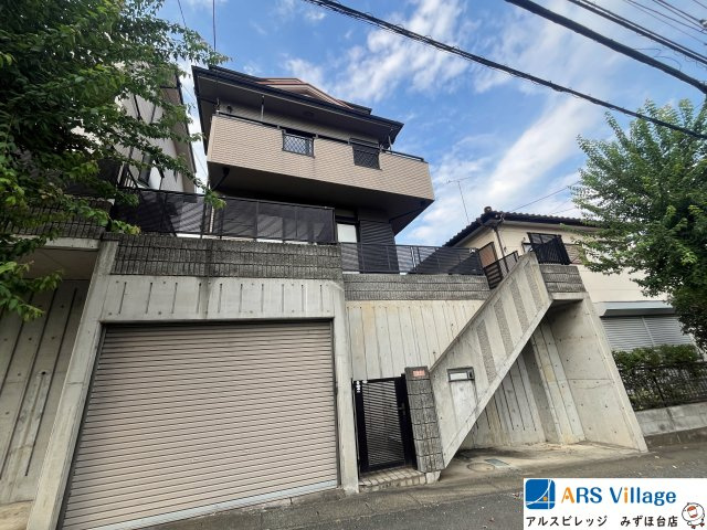 富士見市針ケ谷１丁目の中古一戸建の外観