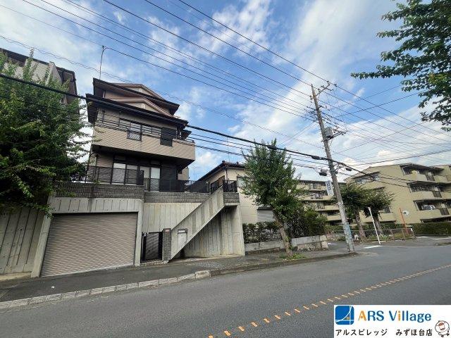 富士見市針ケ谷１丁目の中古一戸建の外観