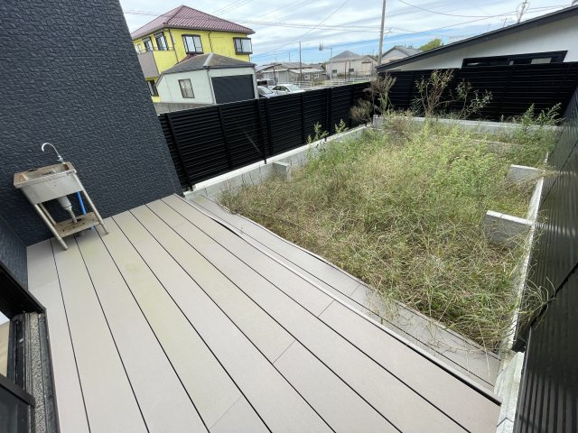 ライズエステシアの庭