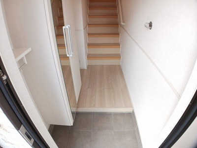 【玄関】 | メゾングレーヌ東出Ａ