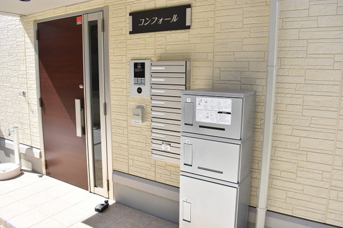 コンフォールのエントランス