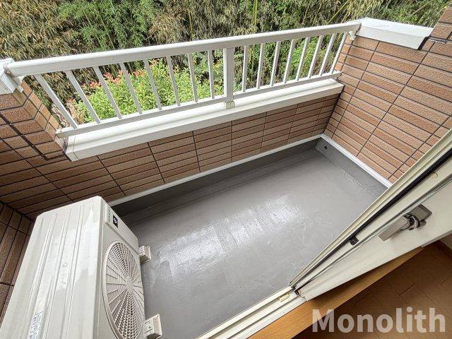 ハミング・バードのバルコニー