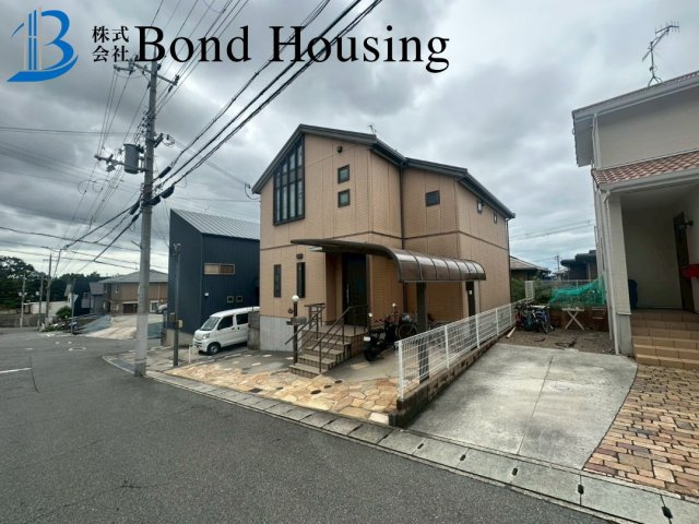 周辺環境充実・お車2台駐車可　西区白水1丁目　築22年の前面道路含む現地写真