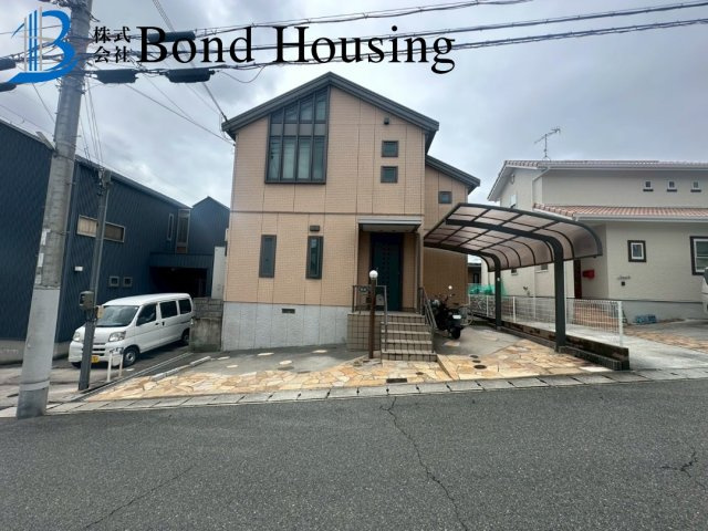 周辺環境充実・お車2台駐車可　西区白水1丁目　築22年の前面道路含む現地写真