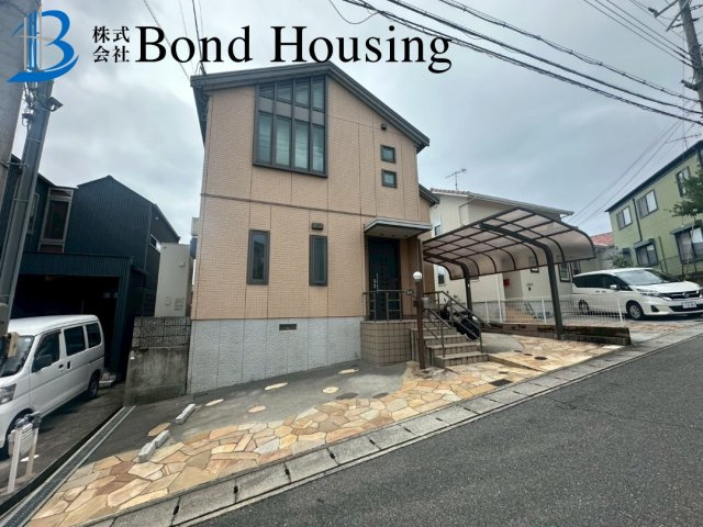 周辺環境充実・お車2台駐車可　西区白水1丁目　築22年の外観