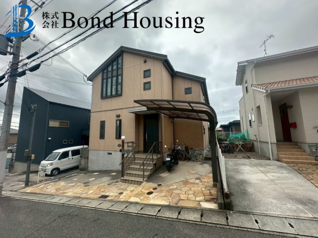 周辺環境充実・お車2台駐車可　西区白水1丁目　築22年の前面道路含む現地写真