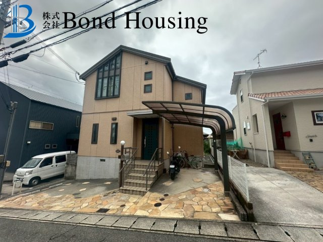 周辺環境充実・お車2台駐車可　西区白水1丁目　築22年の外観