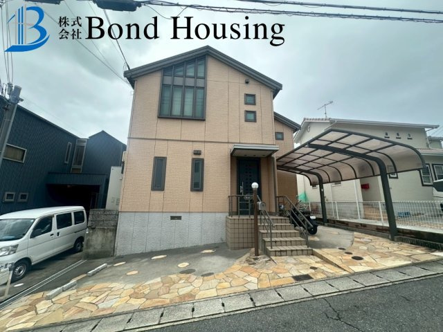 周辺環境充実・お車2台駐車可　西区白水1丁目　築22年の外観