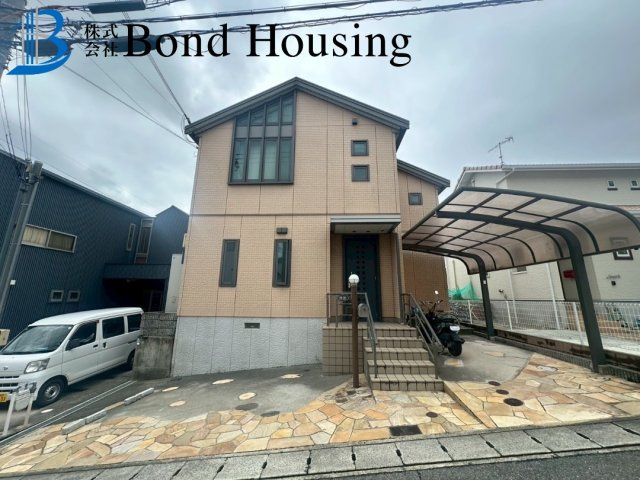 周辺環境充実・お車2台駐車可　西区白水1丁目　築22年の外観