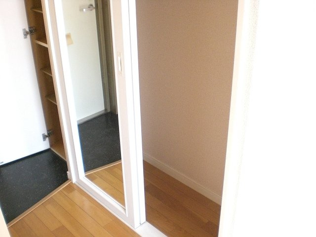 apartment 戸室４丁目