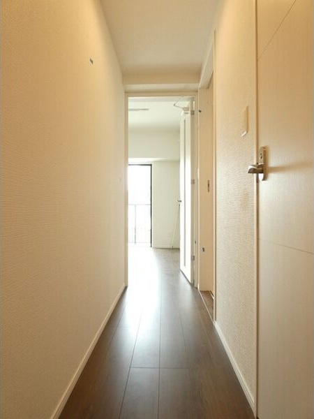 AVANTI　aratamabashiの玄関