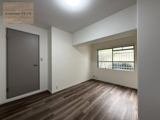 コープ野村森之宮の洋室