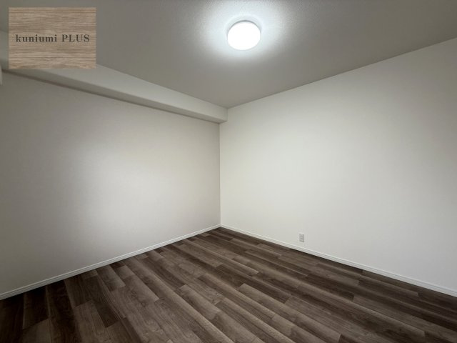 コープ野村森之宮の洋室