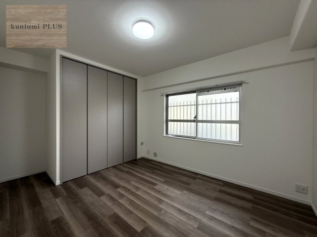 コープ野村森之宮の洋室