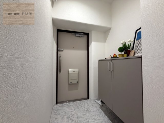 コープ野村森之宮の玄関