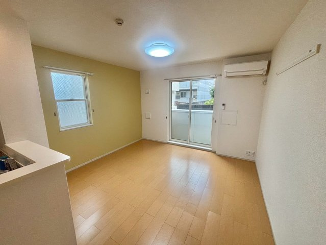 サン　ツインズ Bの居間・リビング